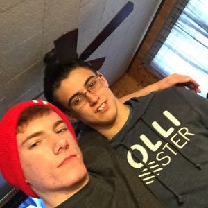 Meet your Posher, Brett